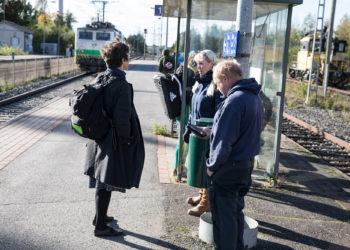 Asemalaituri, jonne kuljetaan jatkossa raiteiden alitse.