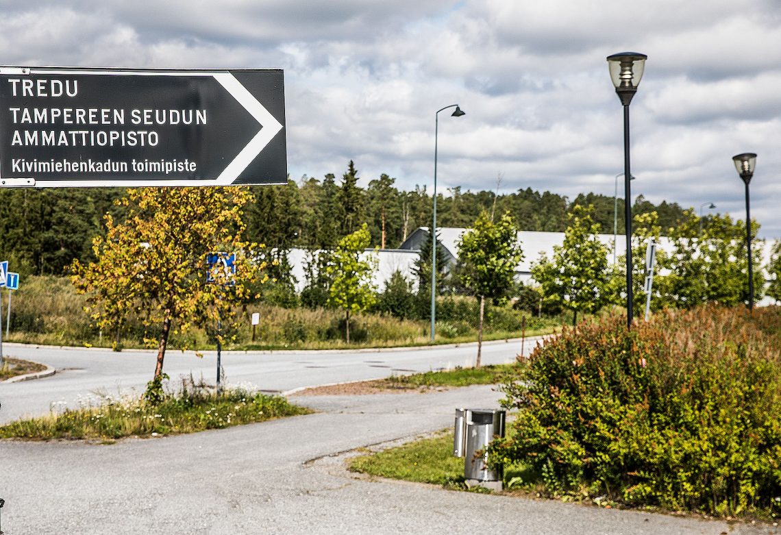 Tampereen seudun ammattiopiston ja jalkapallohallin väliin rakentuu vuoden kuluessa useita rakennuksia noin puolentoista hahtaarin alueelle.